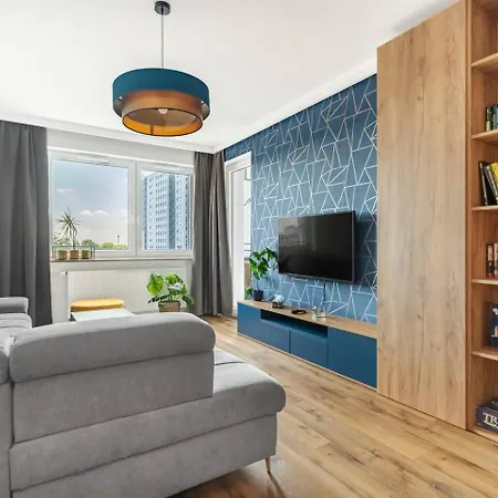Apartment Indigo Premium 2 Bedroom With Parking Poznan